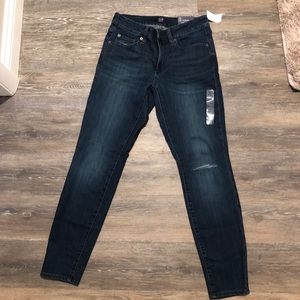 GAP women’s jeans